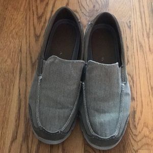 Men’s Magellan slip on brown shoes. Size 11D